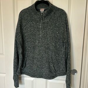 Avalanche quarter zip sweater forest green
